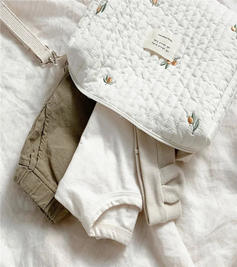 Sac Organisateur Élégant pour Poussette – Rangement Couches et Accessoires Bébé
