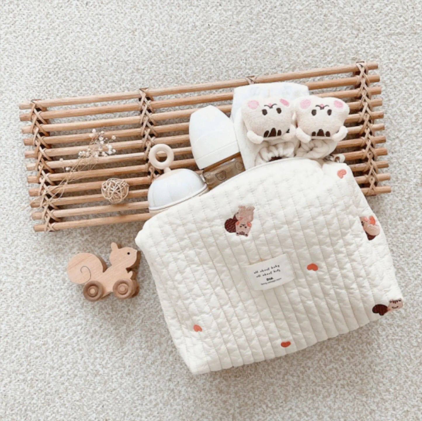 Sac Organisateur Élégant pour Poussette – Rangement Couches et Accessoires Bébé