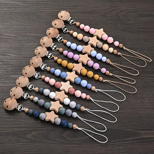 Attache-tétine en Perles de Bois et Silicone – Élégance Naturelle