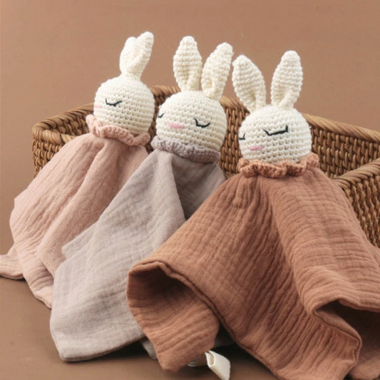 Doudou Lapin Crochet – Apaisement & Complicité dès la Naissance
